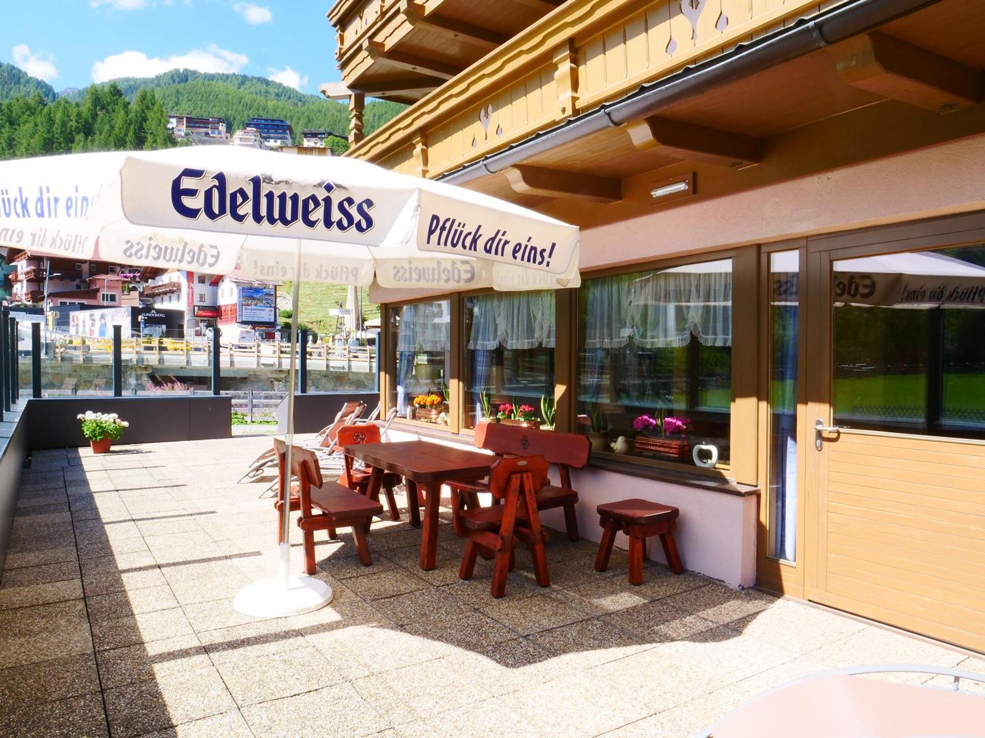 Parkhotel Sölden Buitenkant foto