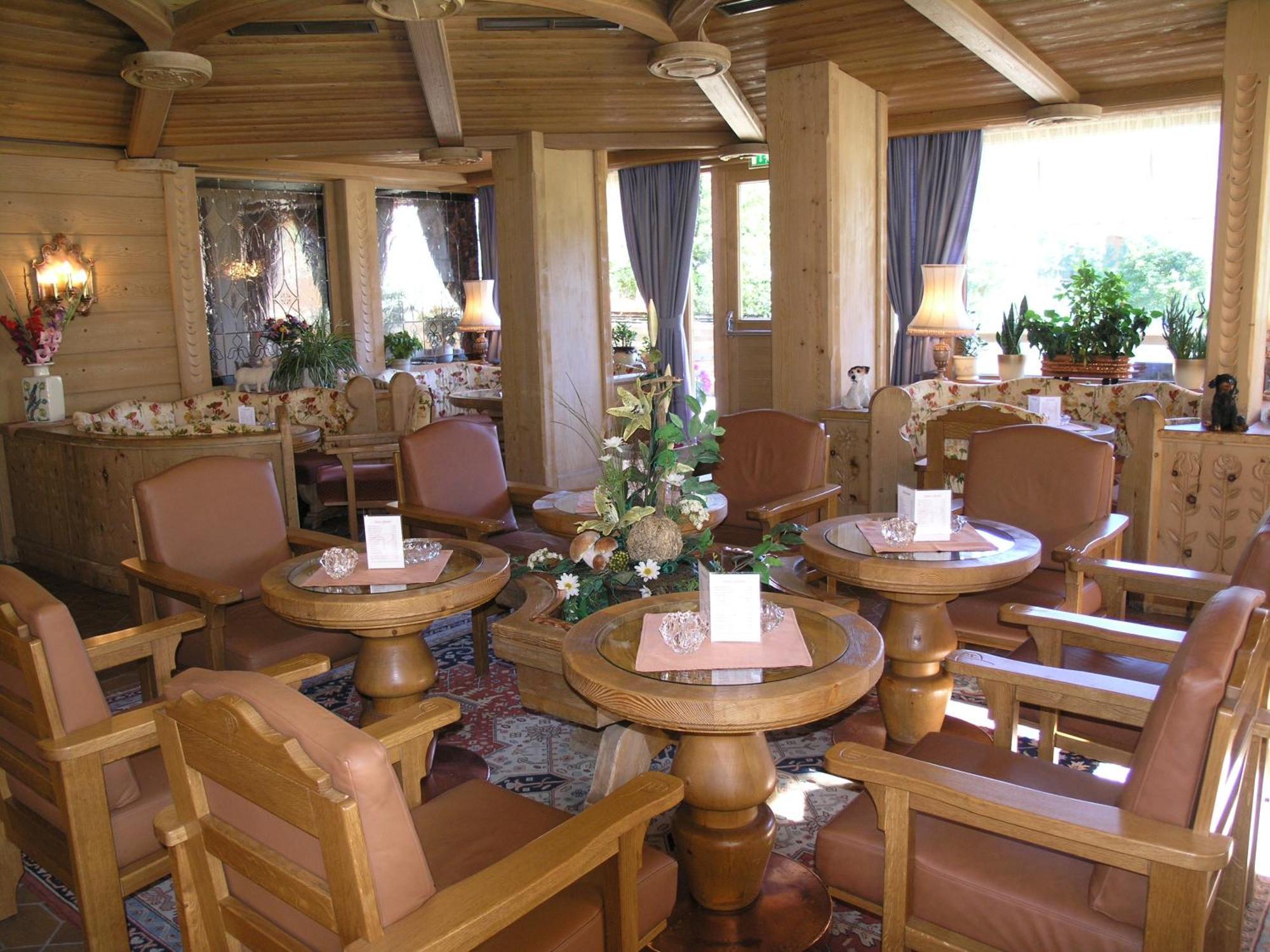 Parkhotel Sölden Buitenkant foto